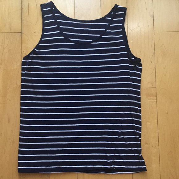 Two-Piece Short - Sleeve Top - Picture 12 of 14